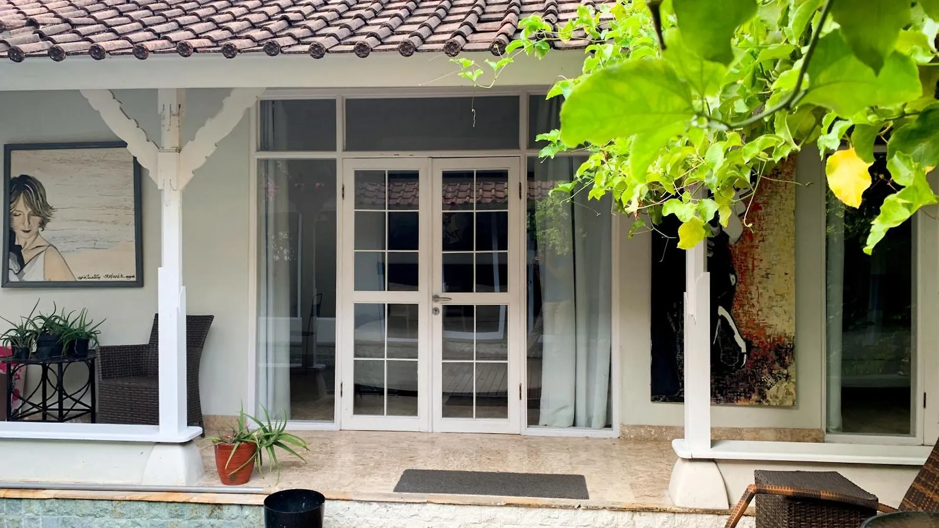 Tropical Oasis 2 Bedroom Villa - Near Beach Seminyak 0*,  Indonesië